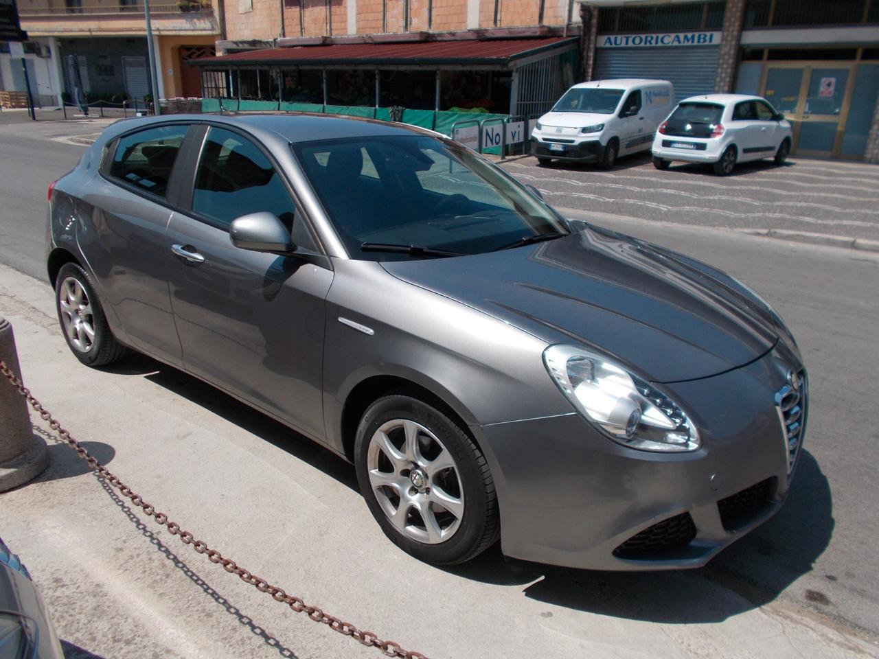 Alfa Romeo Giulietta 1.6 JTDm-2 105 CV Distinctive