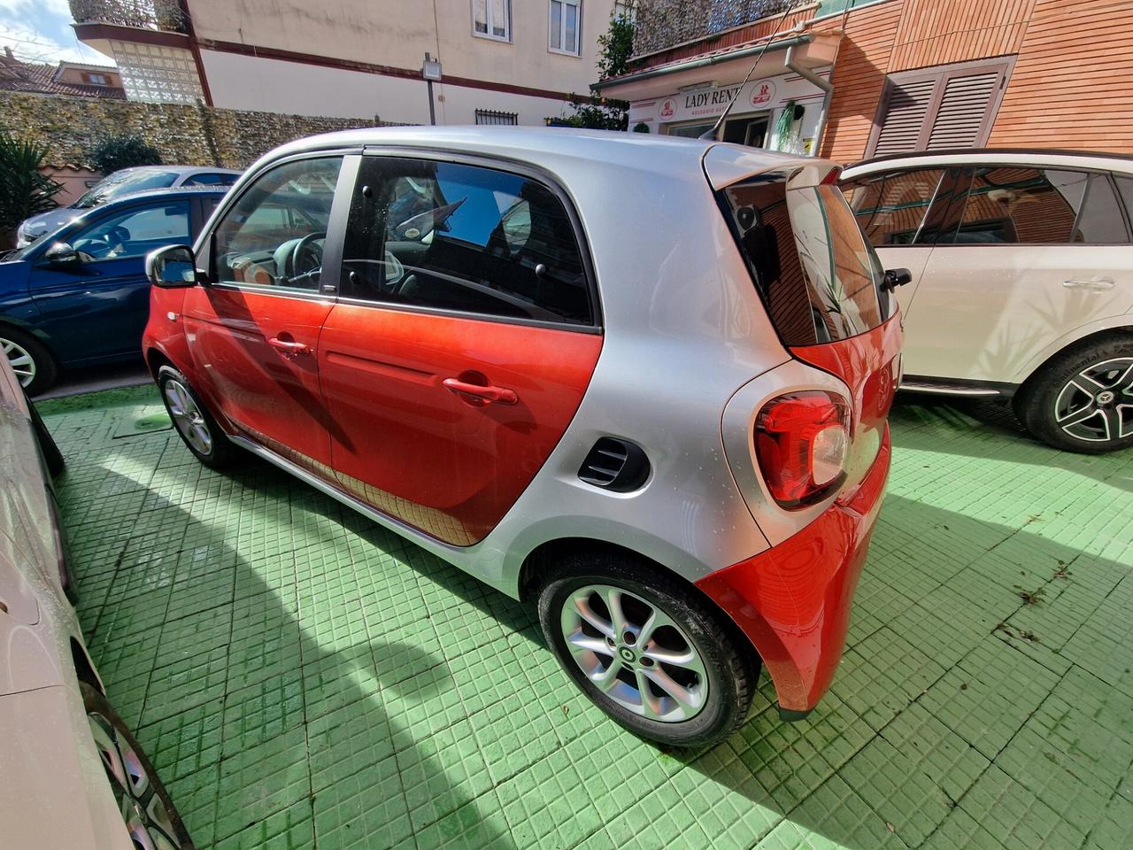 Smart ForFour 70 1.0 Passion NAVI