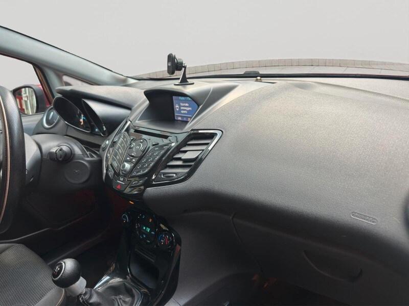 FORD Fiesta 6ª serie Fiesta 1.5 TDCi 75CV 3 po...