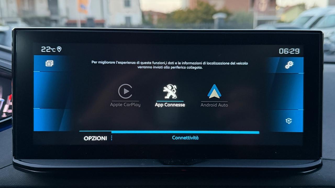 PEUGEOT 5008 1.5 ALLURE 131CV - SETTE POSTI, FULL LED, NEOPATENTATI