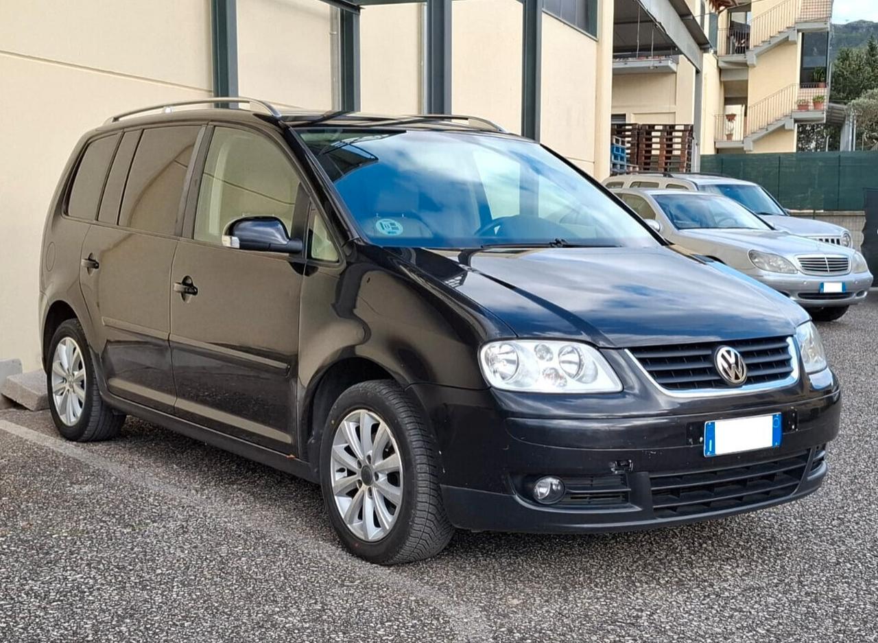 Volkswagen VW Touran 2.0 TDI 7 Posti 140cv
