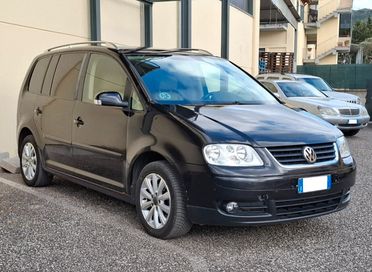 Volkswagen VW Touran 2.0 TDI 7 Posti 140cv