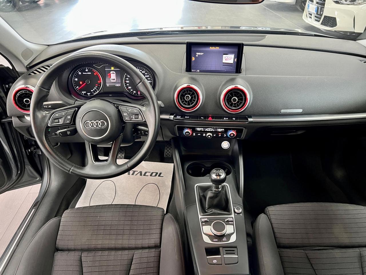 Audi A3 1.6 TDI 116 CV Business