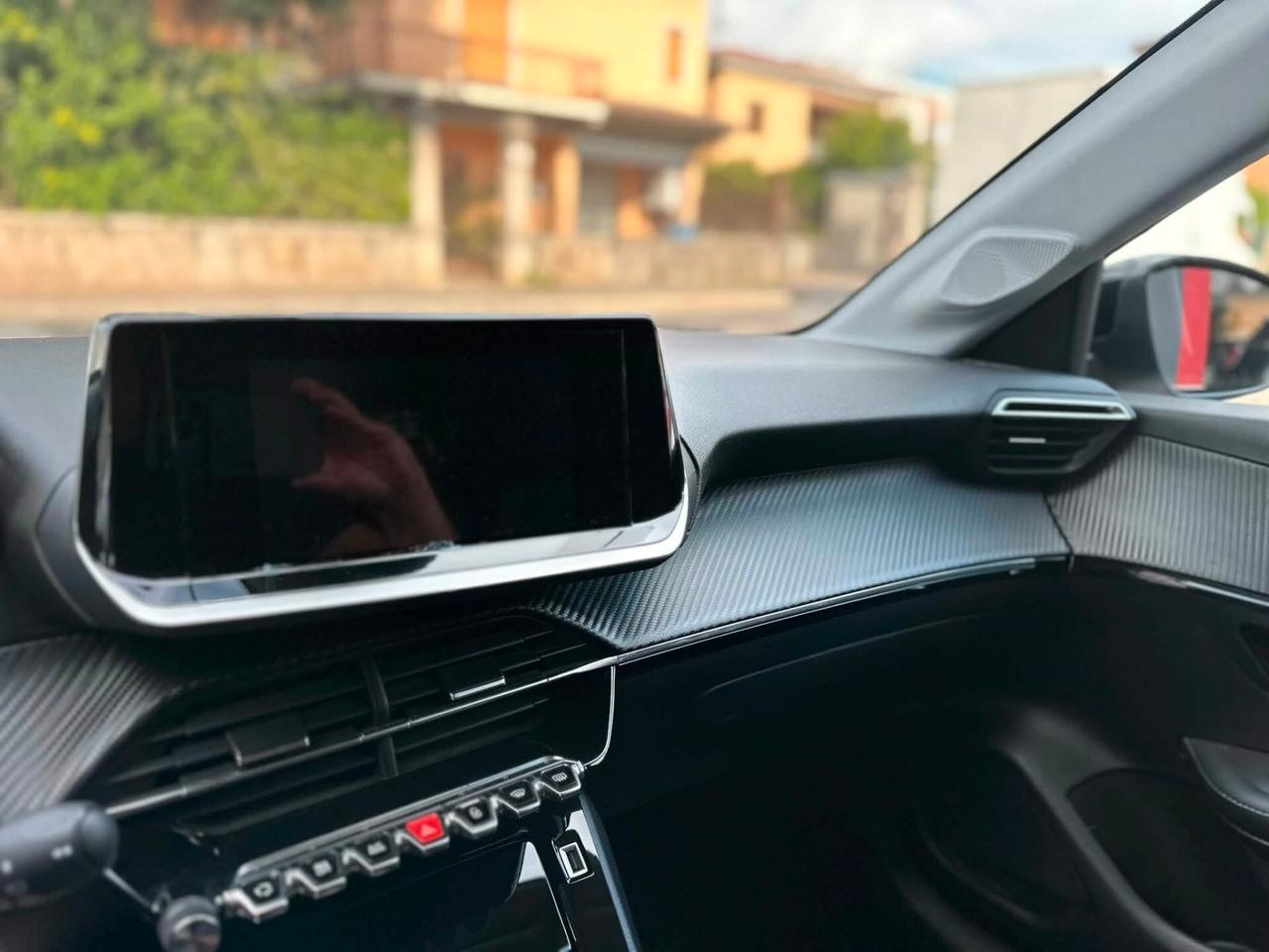 Peugeot 208 1.2 automatica neopatentati