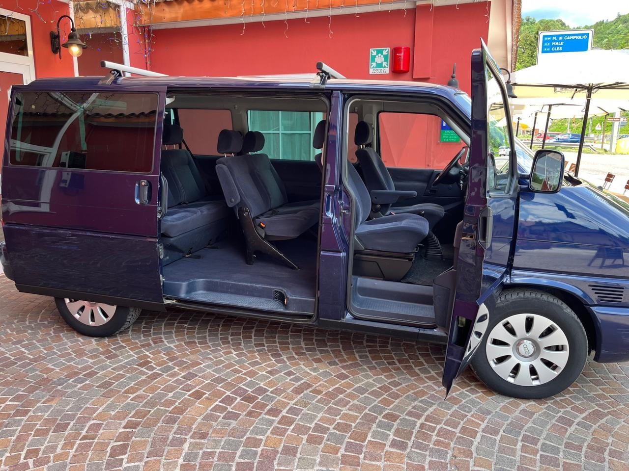 Volkswagen Caravelle - 7 posti - 150 CV