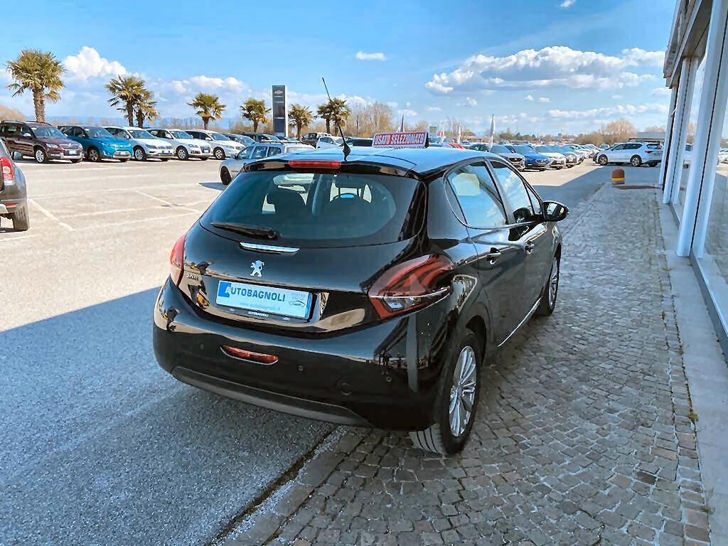 Peugeot 208 ACTIVE PureTech 82 5 p. NEOPATENTATI