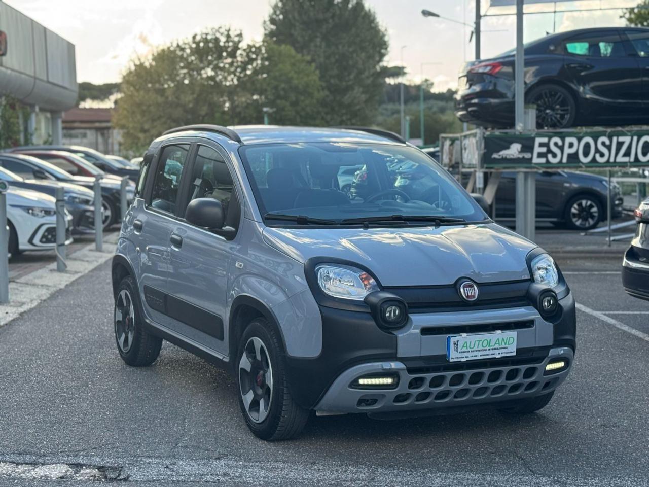 FIAT Panda Cross 1.0 FireFly S&S Hybrid UniPro UConnect 7 Pollici