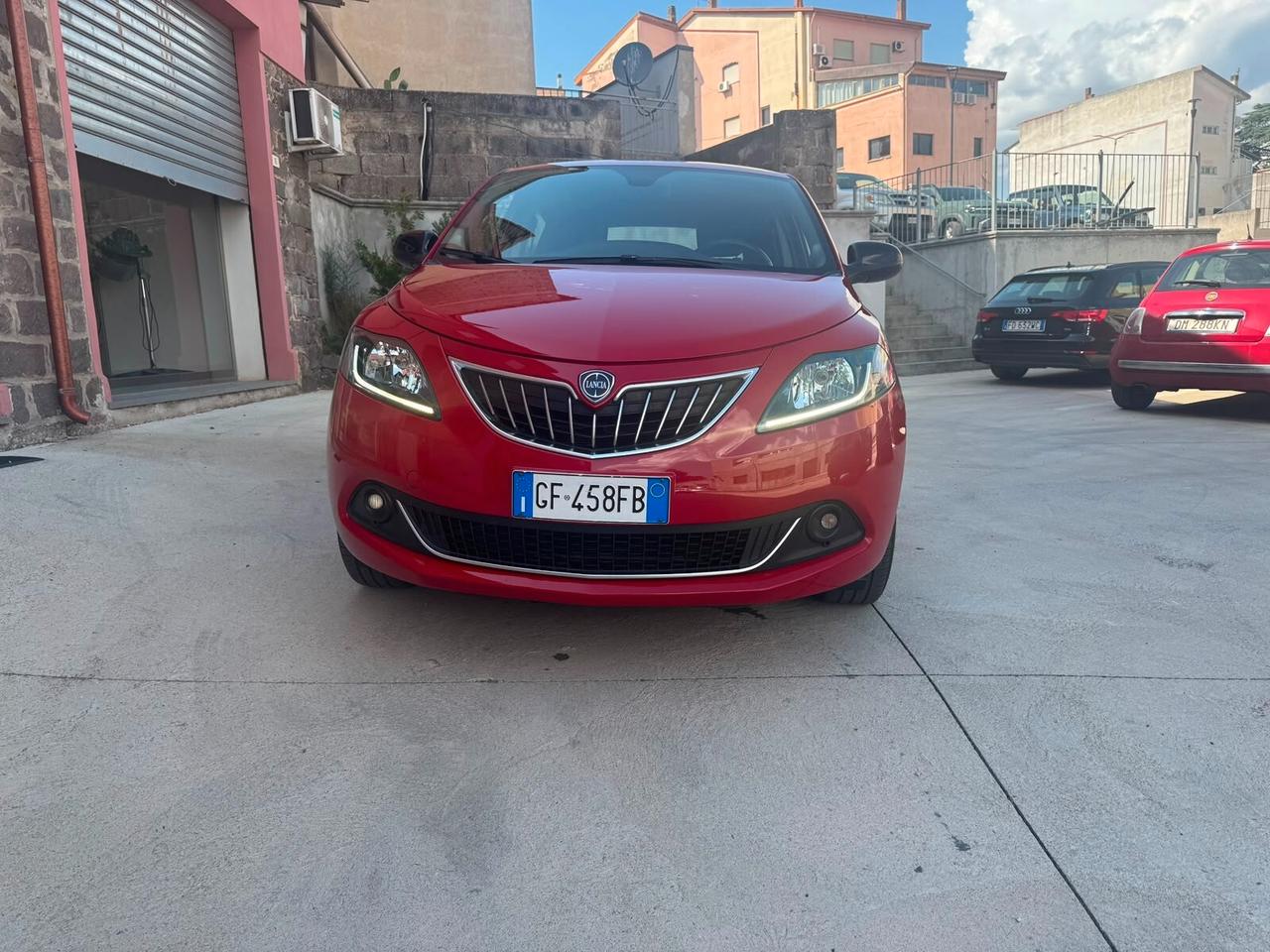 Lancia Ypsilon 1.0 FireFly 5 porte S&S Hybrid Ecochic Gold