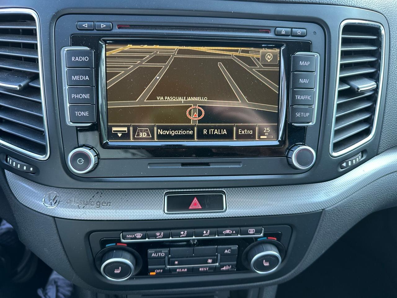 Volkswagen Sharan 2.0 TDI 140 Cv Highline 7 Posti