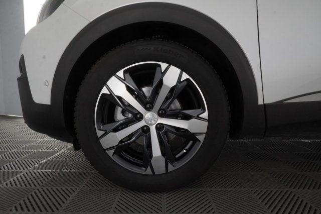 PEUGEOT 3008 3008 BlueHDi 130 EAT8 S&S Crossway