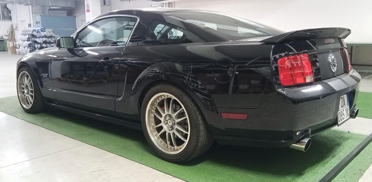 Ford Mustang Coupé