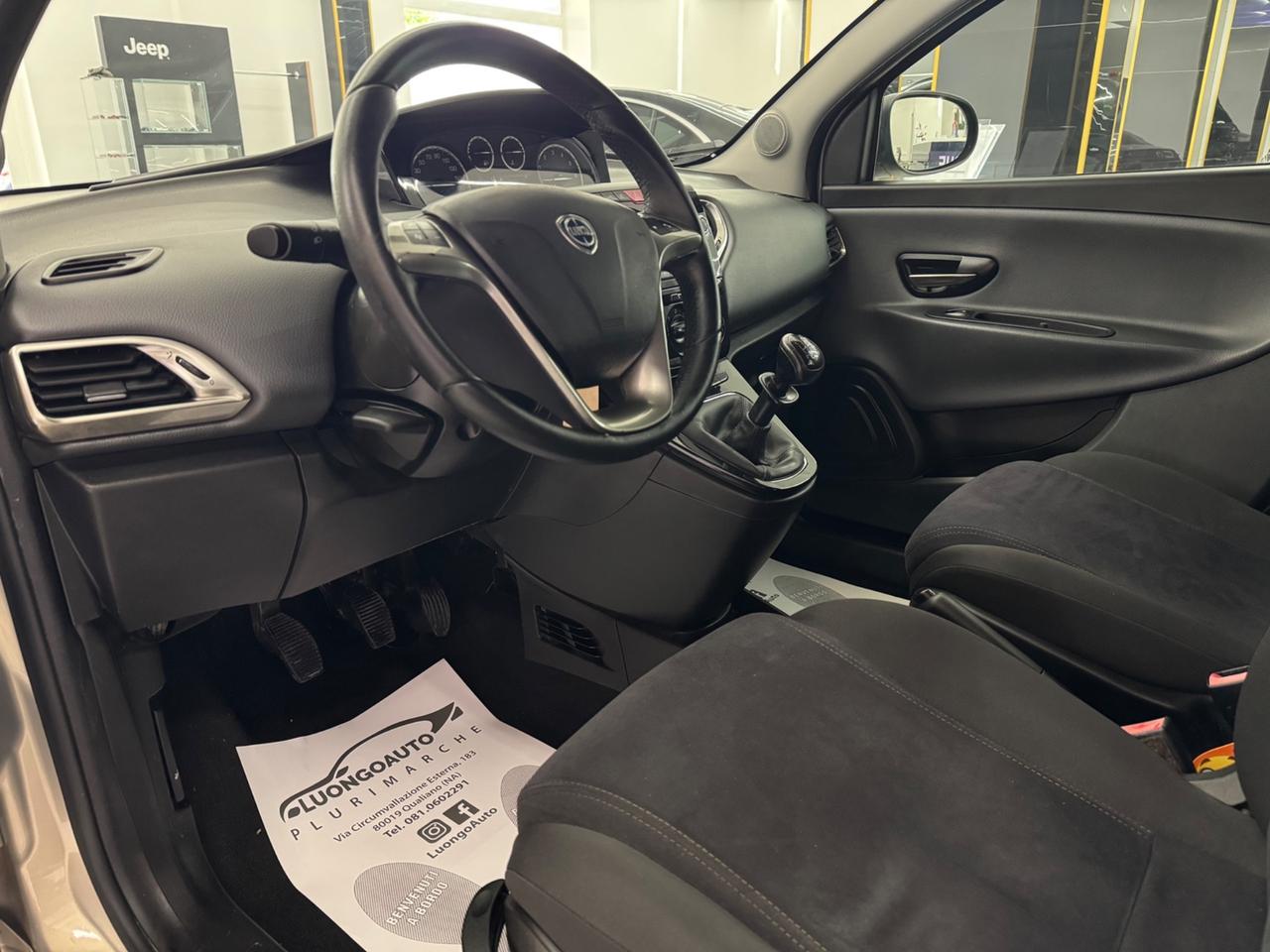 Lancia Ypsilon 0.9 TwinAir 85 CV Metano Ecochic Gold