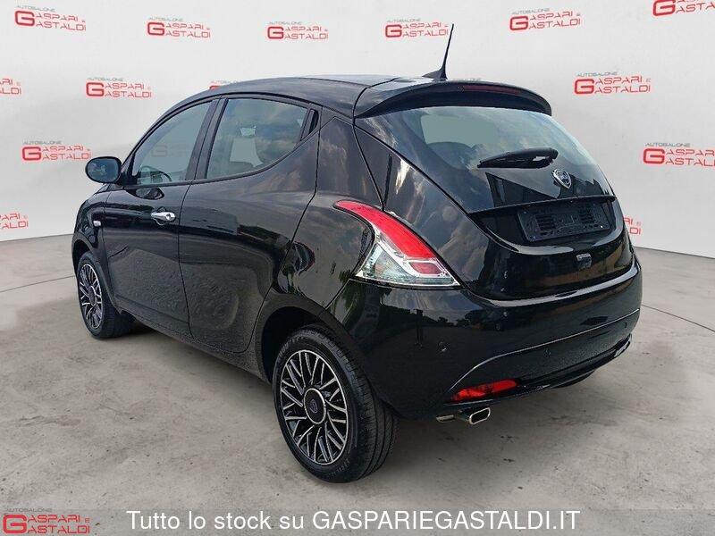 Lancia Ypsilon 1.2 69 CV 5 porte GPL Ecochic KM ZERO