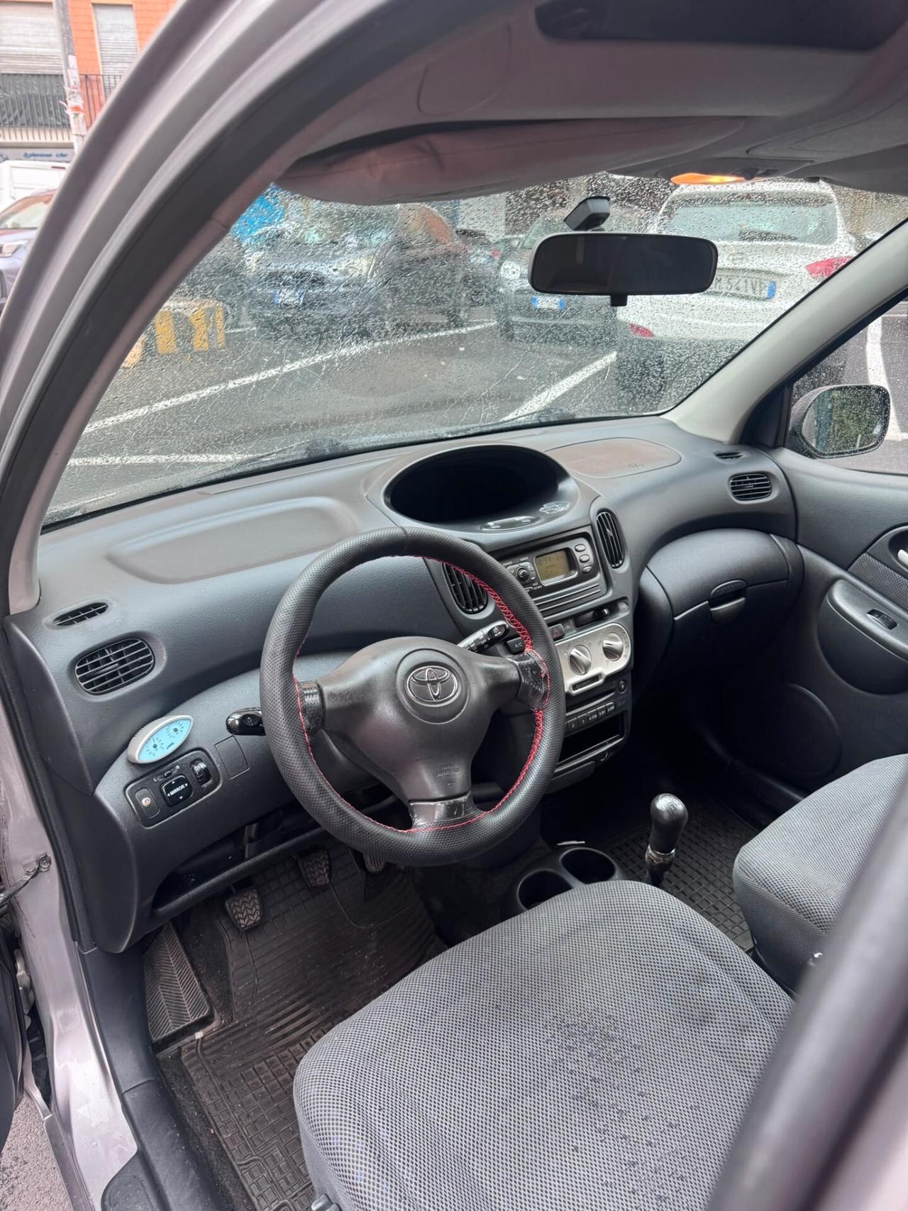 Toyota Yaris Verso 1.3 84cv UNIPRO