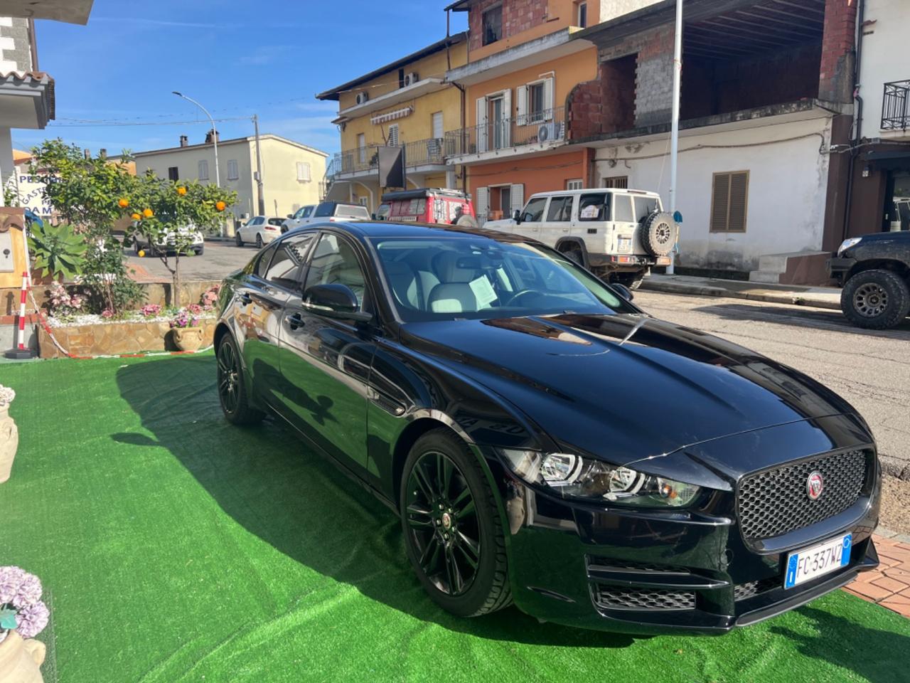 Jaguar XE 2.0 D Turbo aut. Portfolio