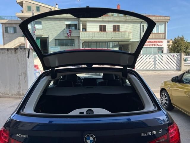 BMW Serie 5 525d xDrive Touring del 2015, con 218 cavalli