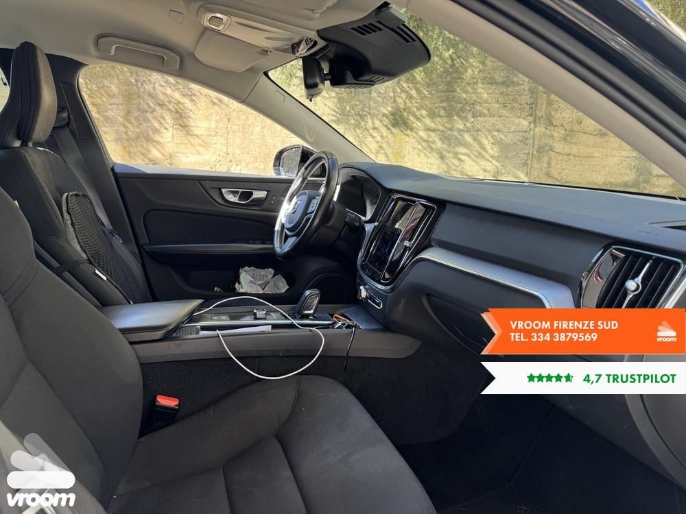 VOLVO V60 (2018-->) V60 B4 (d) Geartronic Momen...