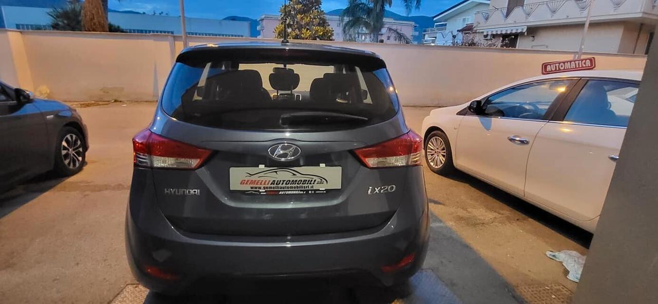 Hyundai iX20 1.4 90 CV Comfort benz o gpl nuovo 10/2012 km 82000