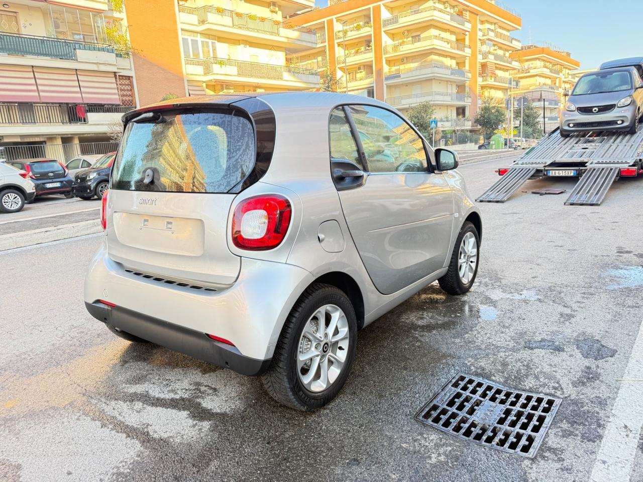 Smart ForTwo 70 1.0 twinamic Passion LED PDC PANORAMA BLUETOOTH SOLO 1600 KM INTROVABILE