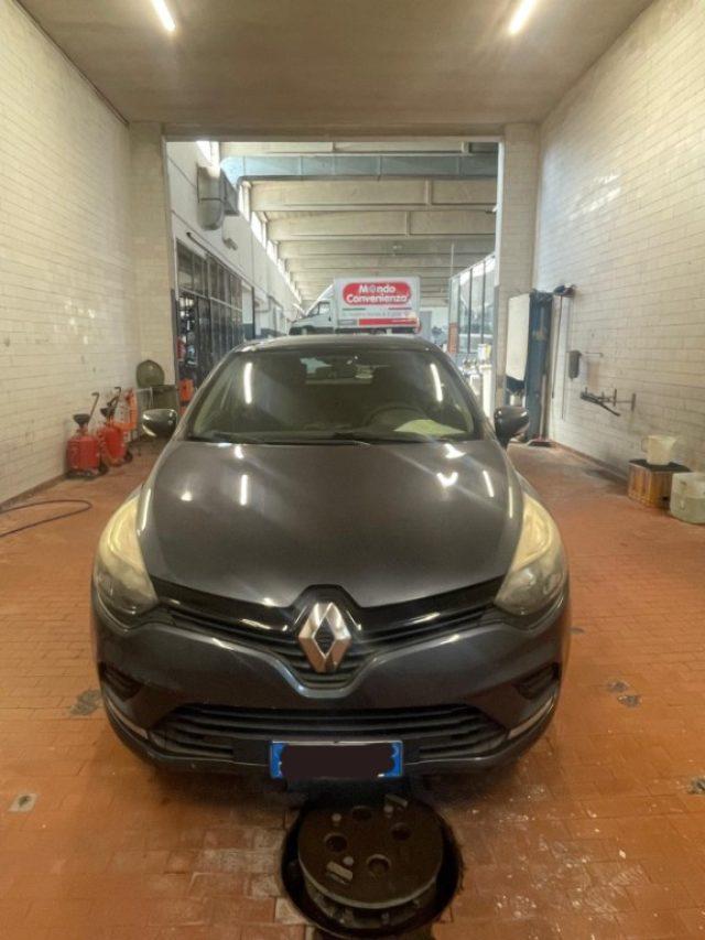 RENAULT Clio 1.2 75CV 5 porte Life
