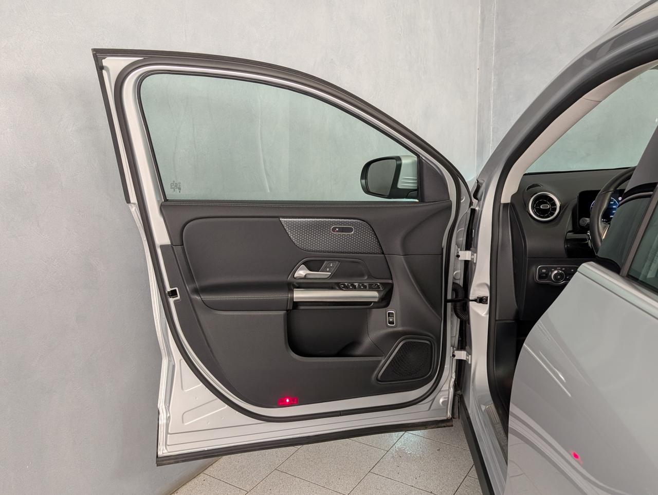 Mercedes-Benz 200 Automatic Progressive Advanced