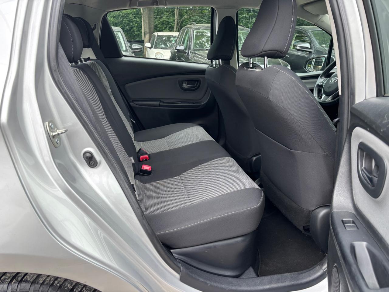Toyota Yaris 1.5 Hybrid 5 porte Style OK NEOPATENTATI