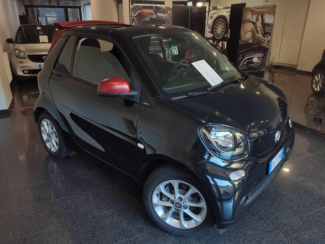 Smart ForTwo 70 1.0 twinamic cabrio Passion Capote Rossa Ok neopatentati