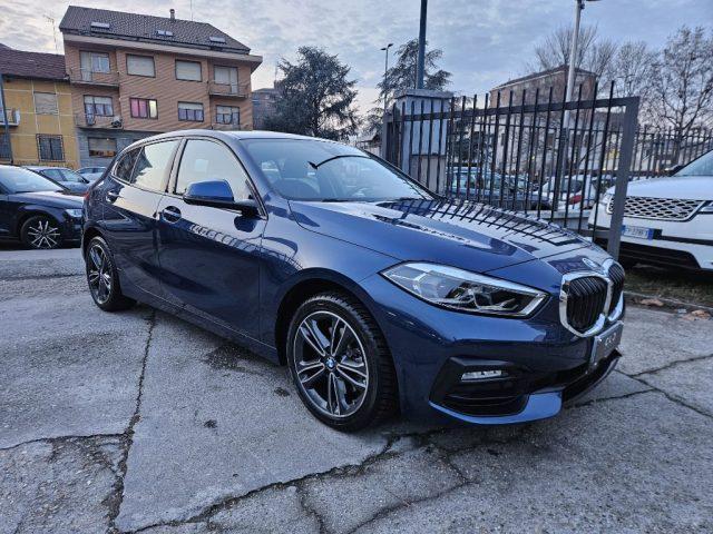 BMW 118 i 5p. Advantage