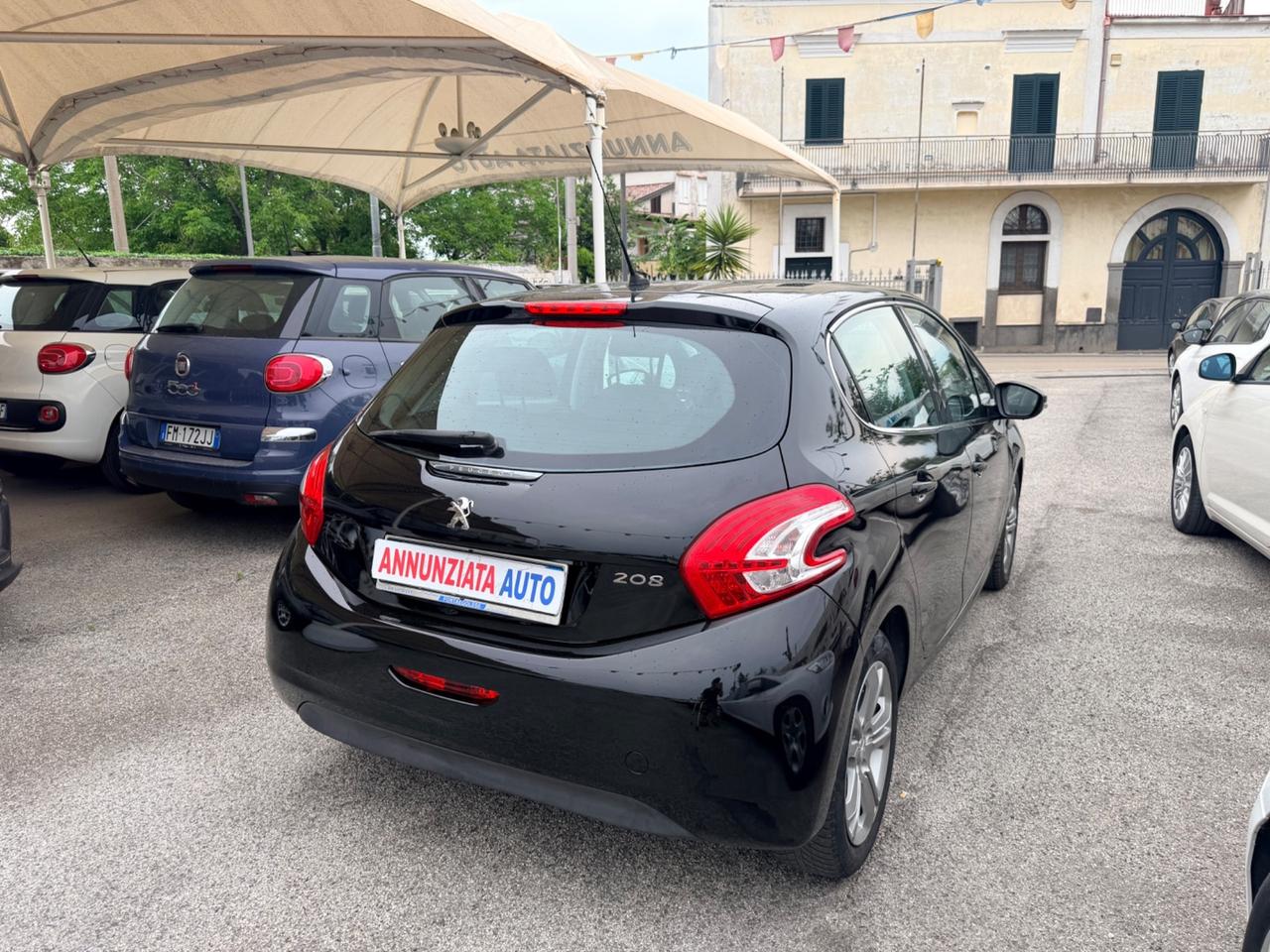 Peugeot 208 1.4 HDi 68 CV 5 porte Allure
