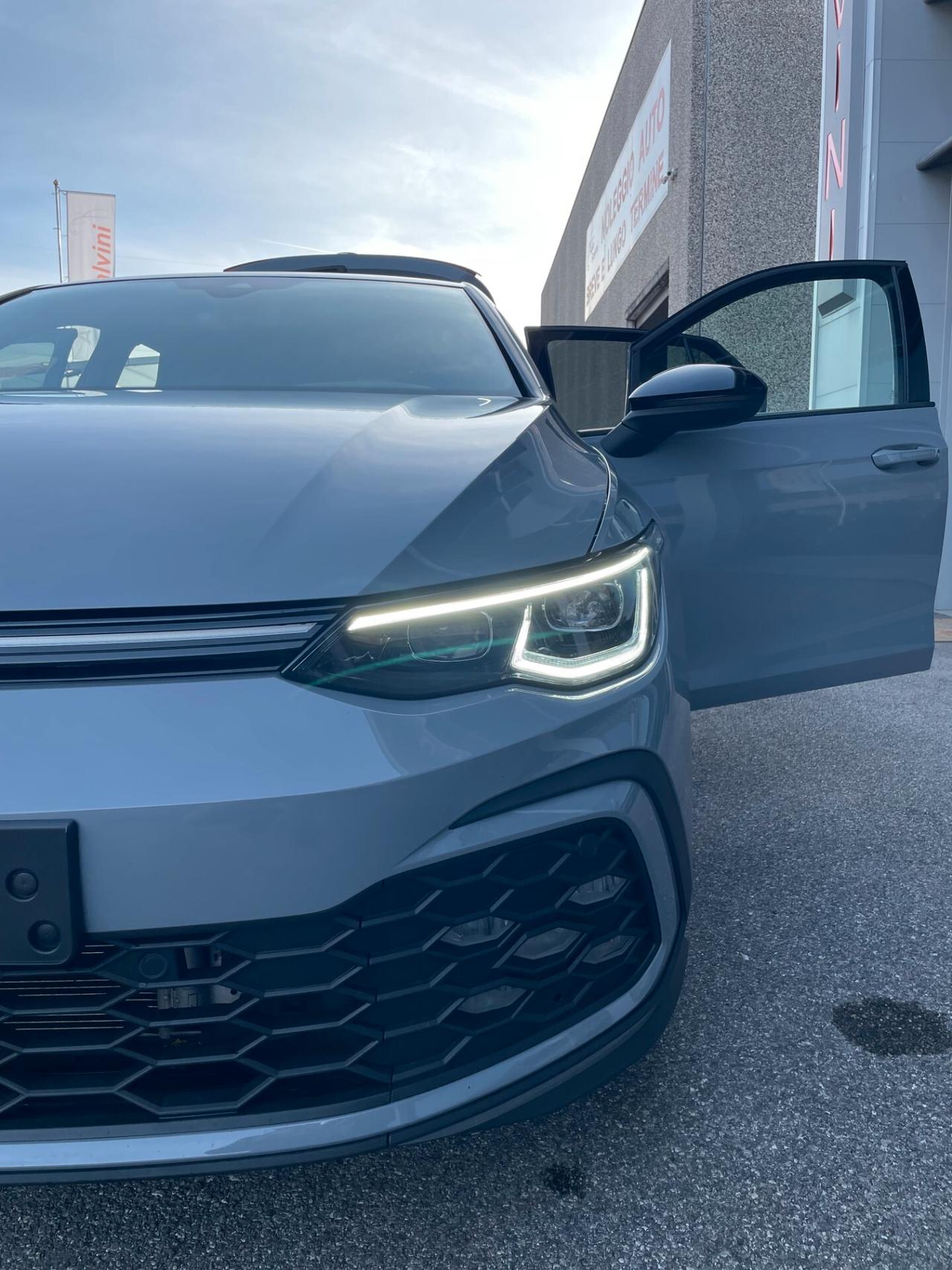 Volkswagen Golf GTD 2.0 TDI 200 CV DSG