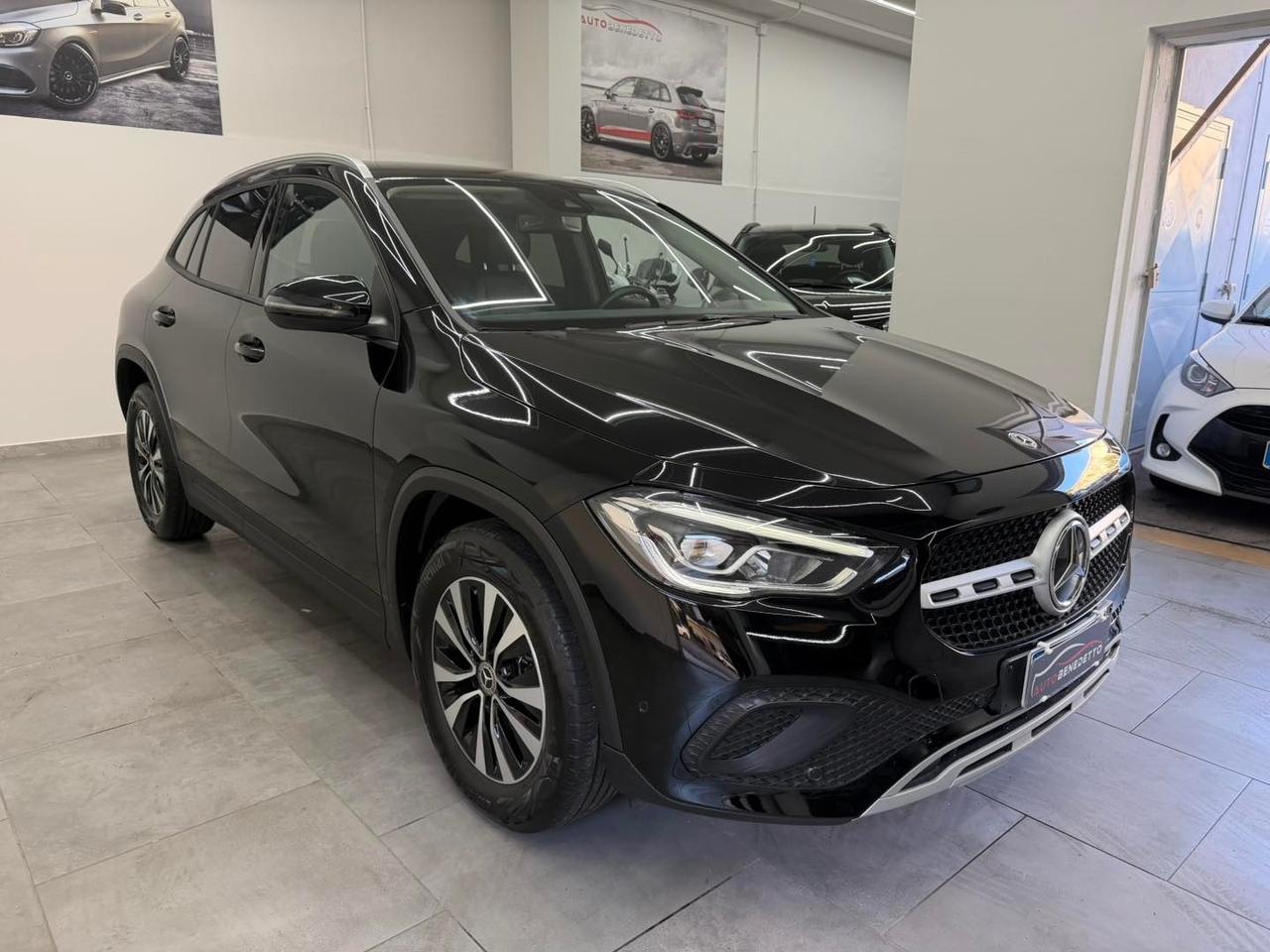 Mercedes-benz GLA 180 d Automatic Business Extra 2022