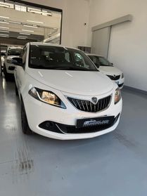 Lancia Ypsilon 1.0 FireFly 5 porte S&S Hybrid Ecochic Silver