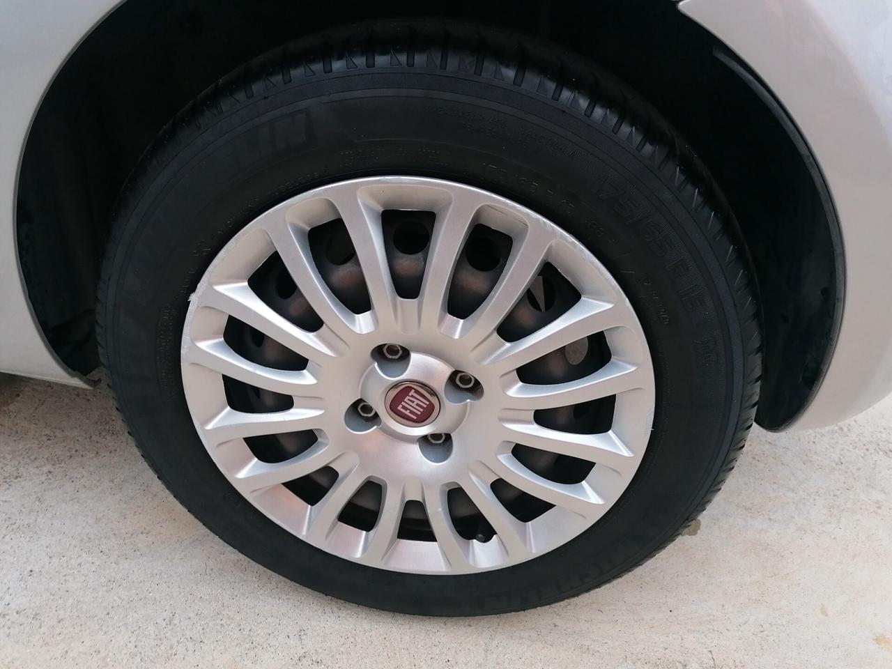 Fiat Punto 1.2 8V 69cv 5 porte Lounge