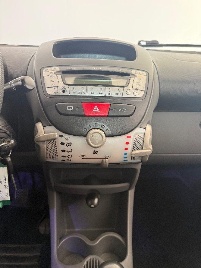 PEUGEOT 107 1.0 68CV 5p. Sweet Years