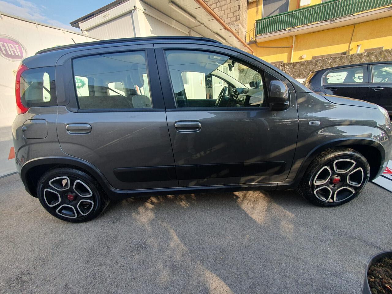 Fiat Panda 1.0 FireFly S&S Hybrid City Cross