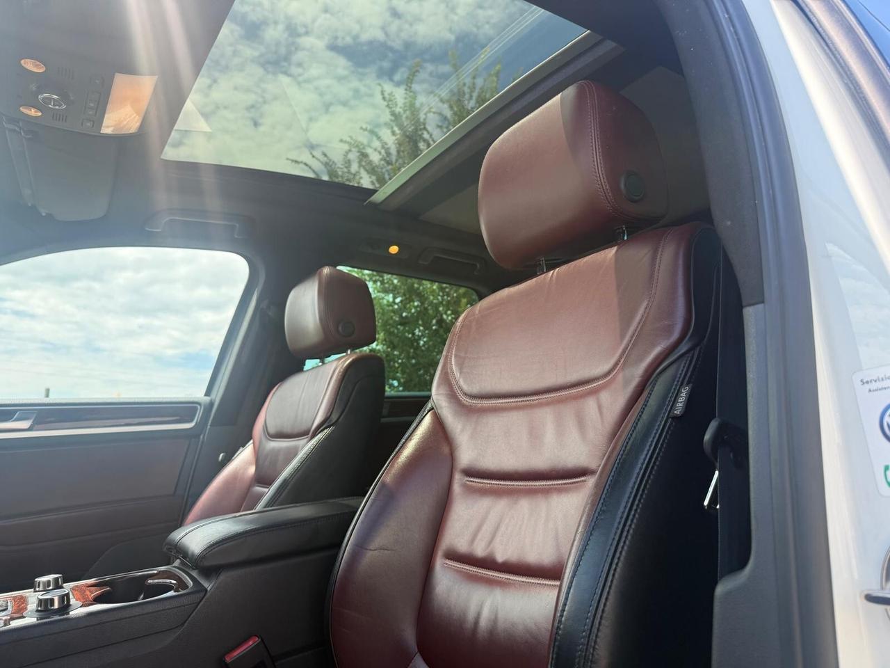 Volkswagen Touareg 3.0 TDI 245 cv EXECUTIVE