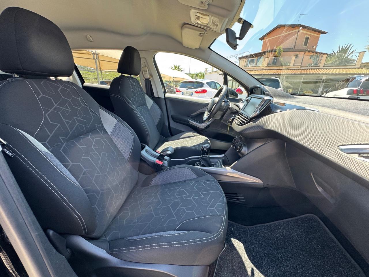 Peugeot 2008 1.6 BlueHDi 100 Allure