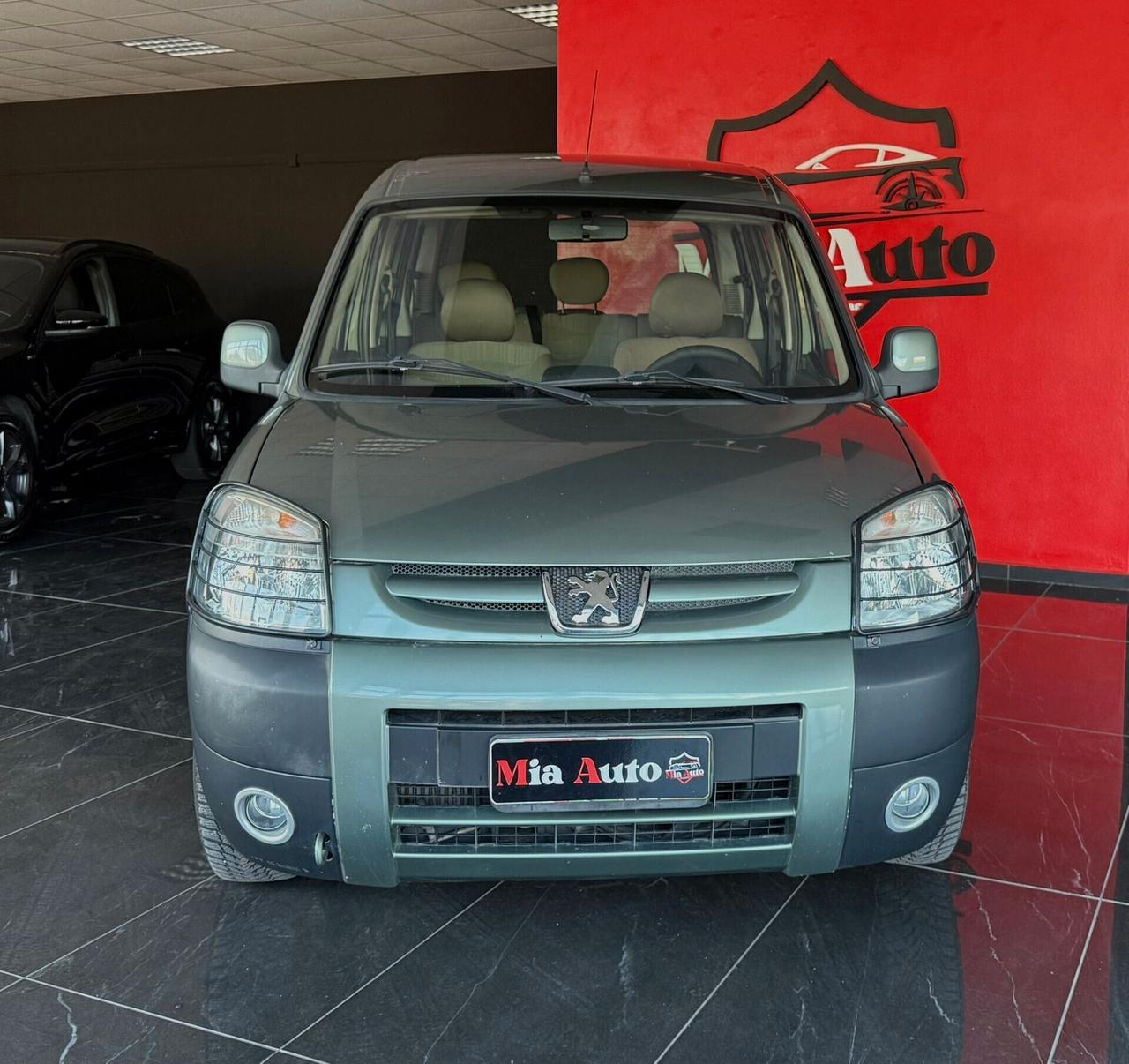 Peugeot Ranch 1.6 HDi 5p. Totem