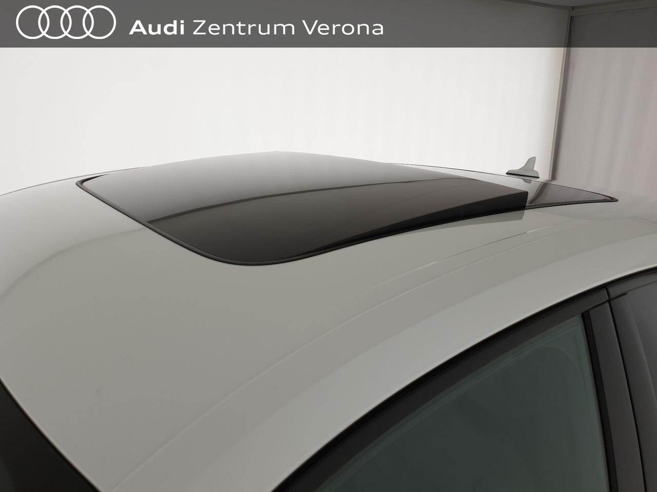Sportback 40TDI 204CV quattro Str Identity Black