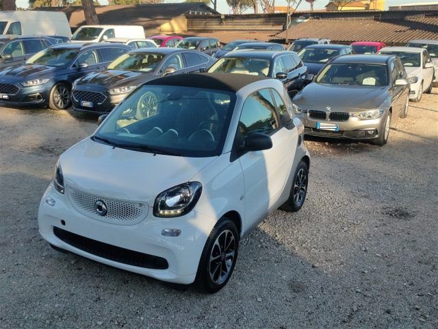 SMART ForTwo 1.0 AndroidAuto,CRUISE,CERCHI LEGA,CLIMA ..