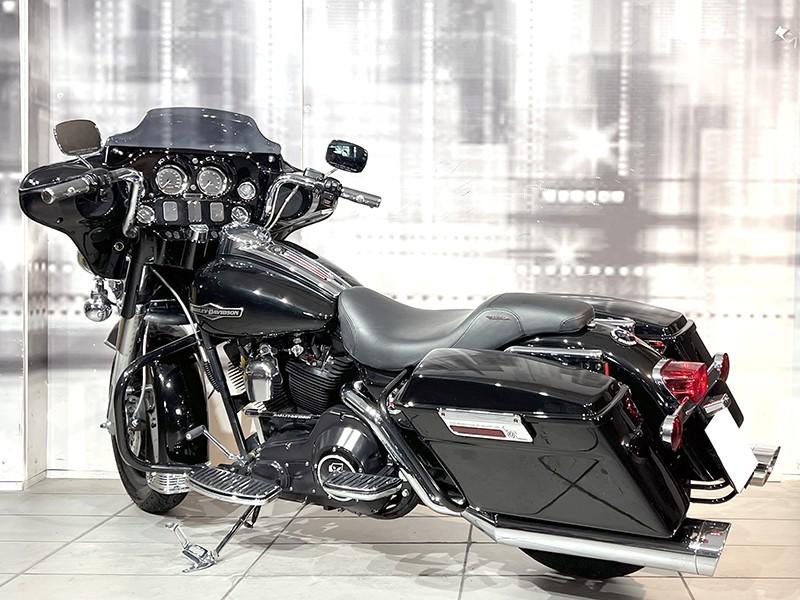 Harley Davidson Electra Glide Standard 1450 FLHT