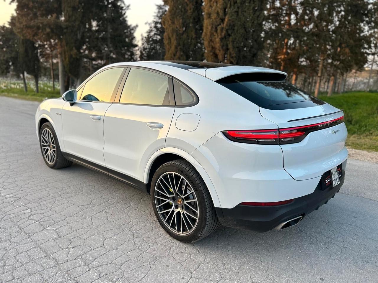Porsche Cayenne Coupé 3.0 V6 E-Hybrid NO SUPERBOLLO