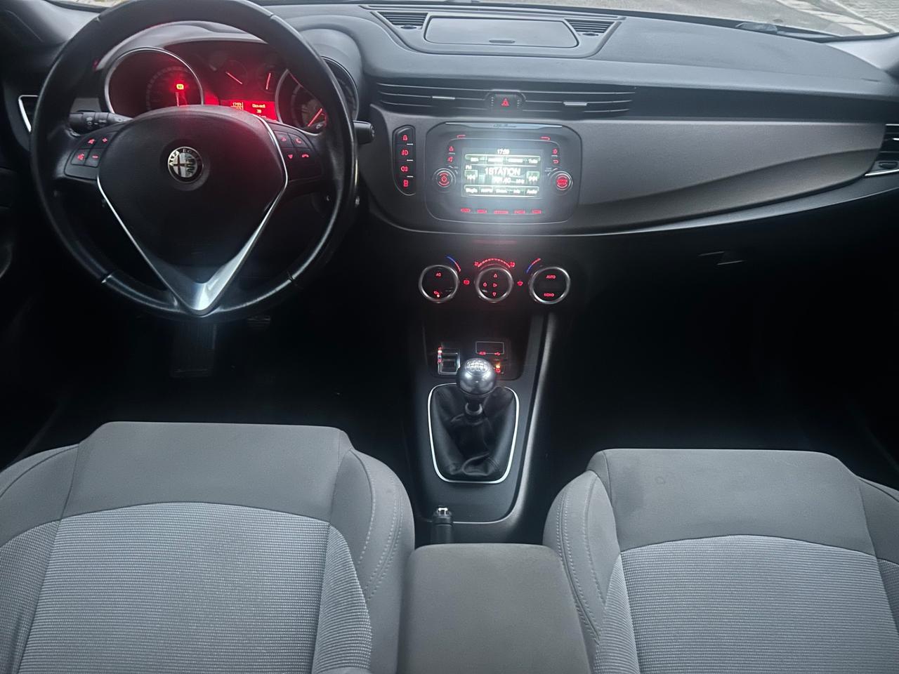 Alfa Romeo Giulietta 1.6 JTDm-2 120 CV Exclusive