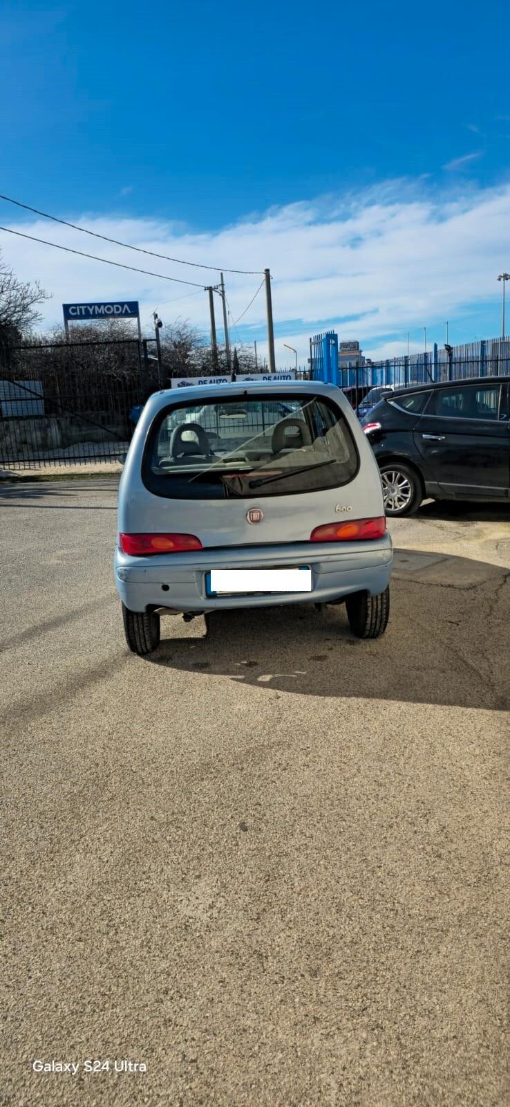 Fiat 600 1.1 Active