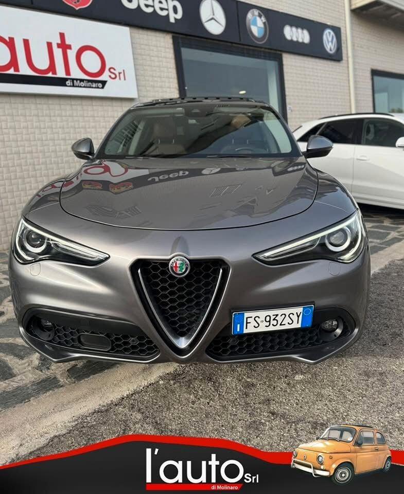 Alfa Romeo Stelvio 2.2 Turbodiesel 210 CV AT8 Super Q4 TETTO