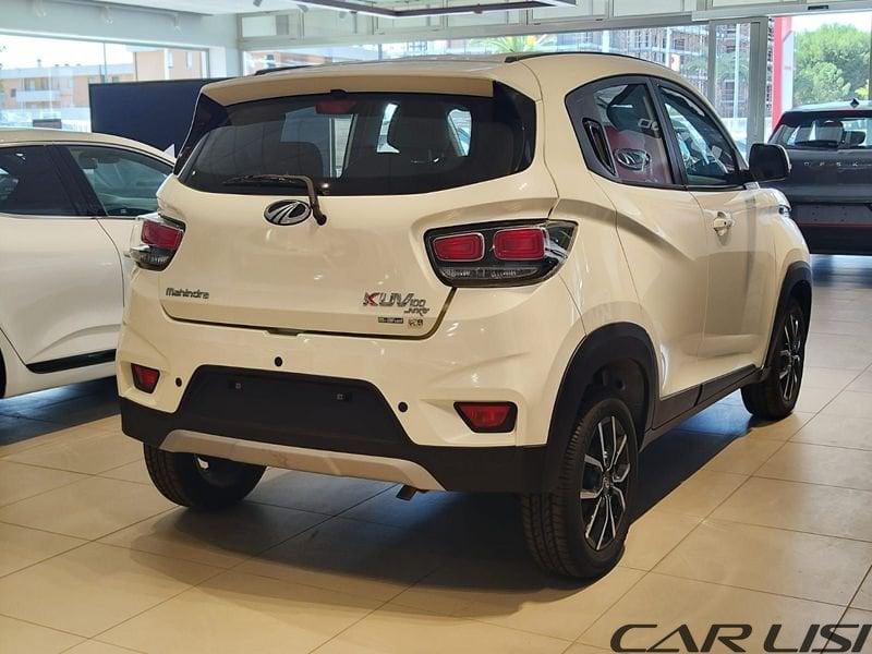 Mahindra KUV100 Mahindra kuv 100 k6 + Benzina