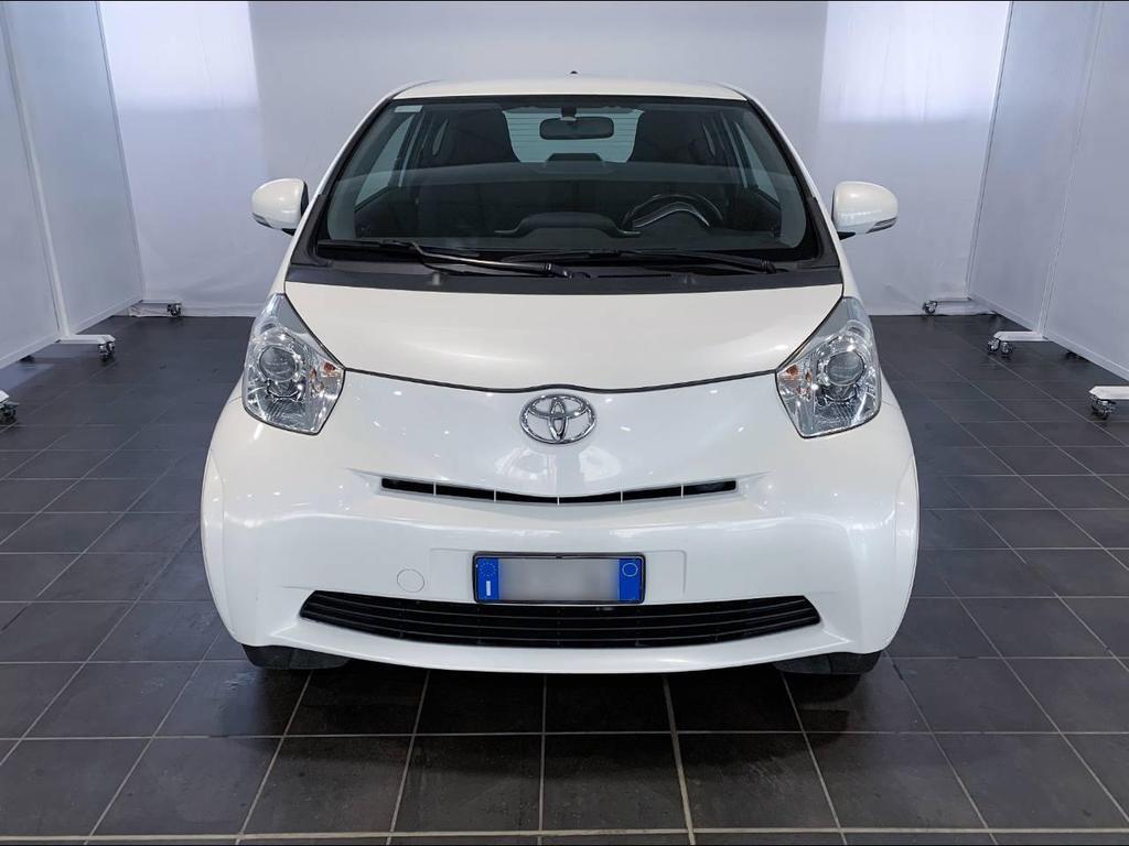 Toyota iQ 1.0 CVT