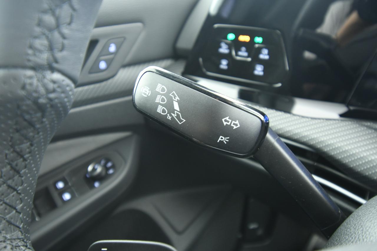 VOLKSWAGEN Golf 1.5 etsi evo R-Line 150cv dsg CAMERA+ALCANTARA+ACC+LED