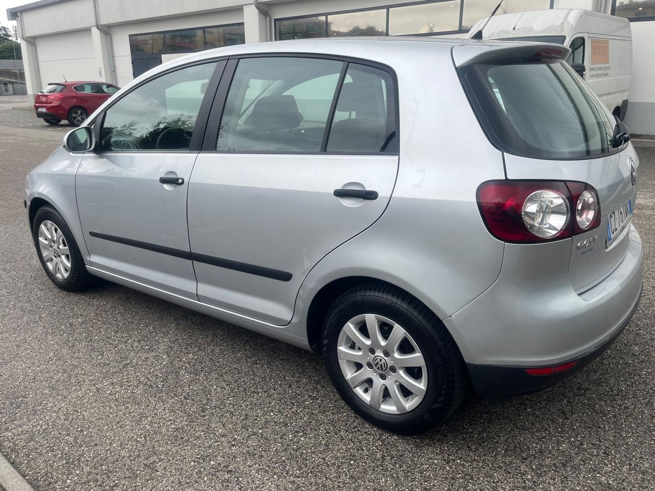 Volkswagen Golf Plus 1.6 16V cat Variant Comfortline