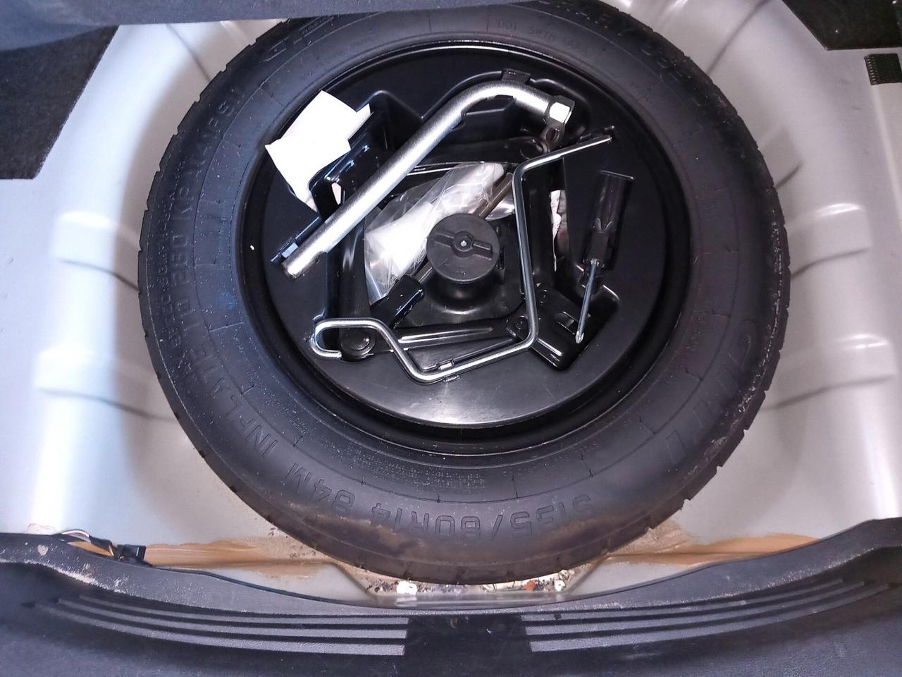 Lancia Ypsilon 1.0 FireFly 5 porte S&S Hybrid Gold km 29000 monitor android sensori GARANZIA TOTALE